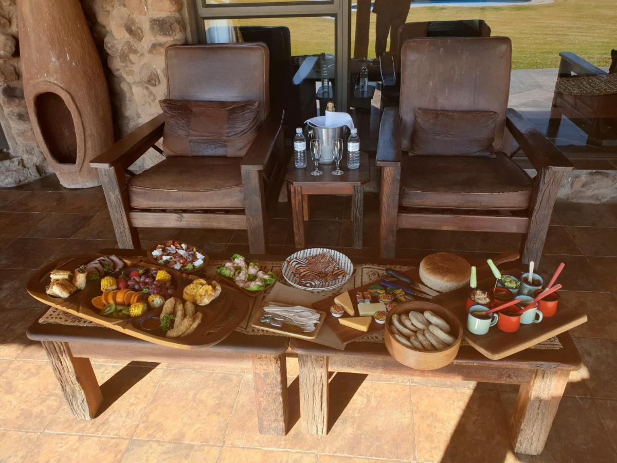 Wag N Bietjie Bush Lodge Heuningneskloof Exteriör bild